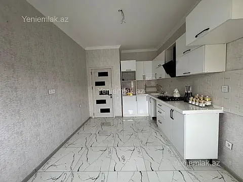 Satılır 3 otaqlı yeni tikili 82 m²