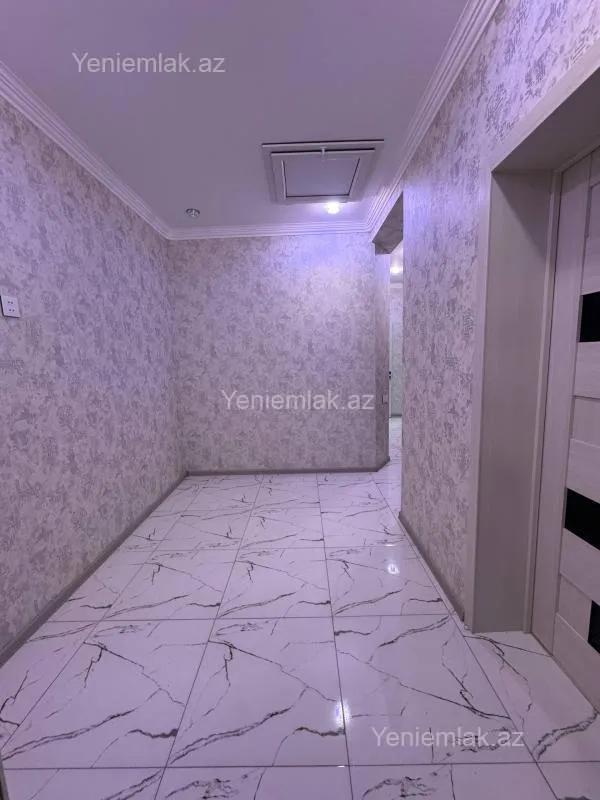 Satılır 3 otaqlı yeni tikili 82 m²
