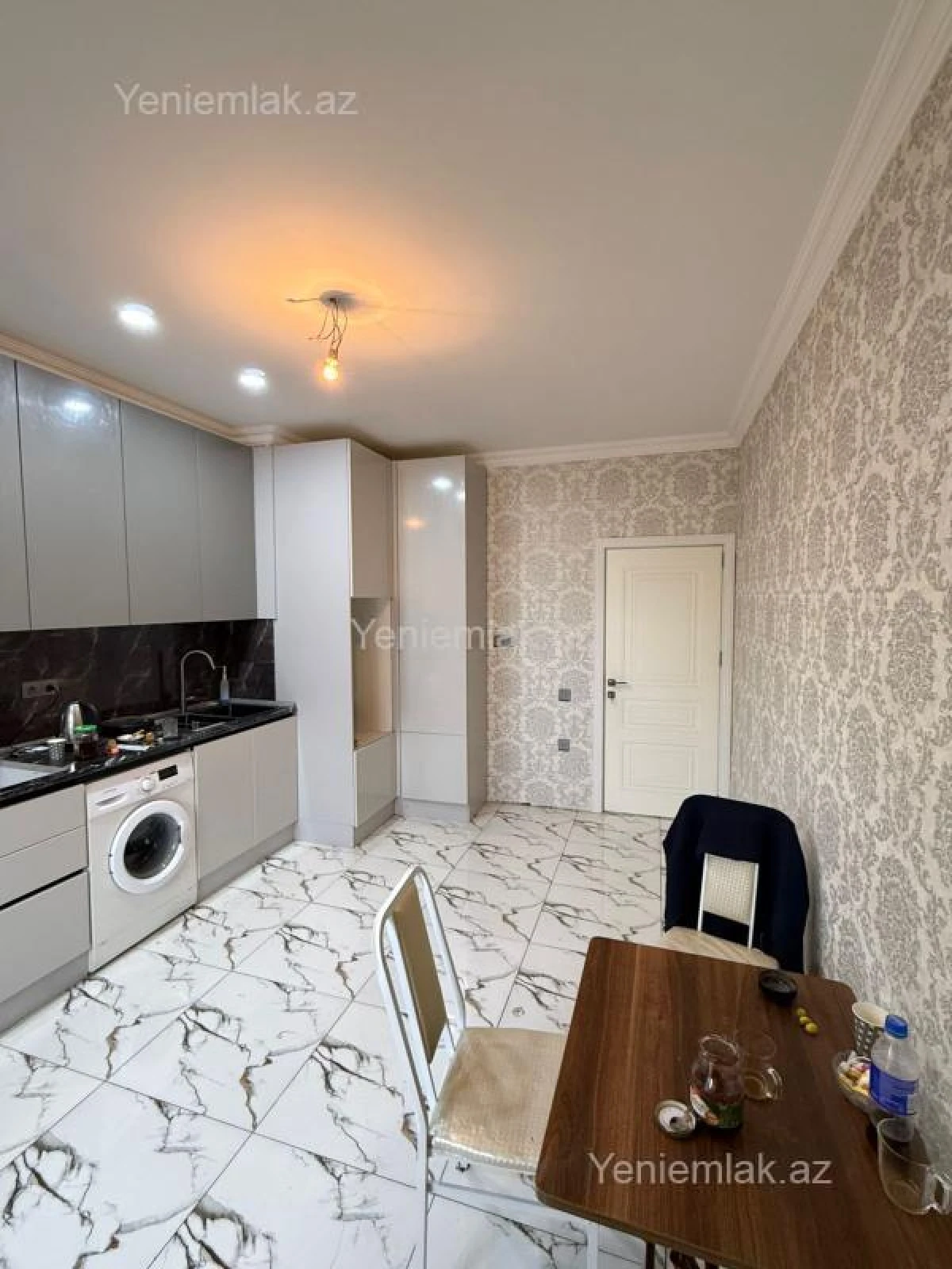 Satılır 3 otaqlı yeni tikili 105 m²