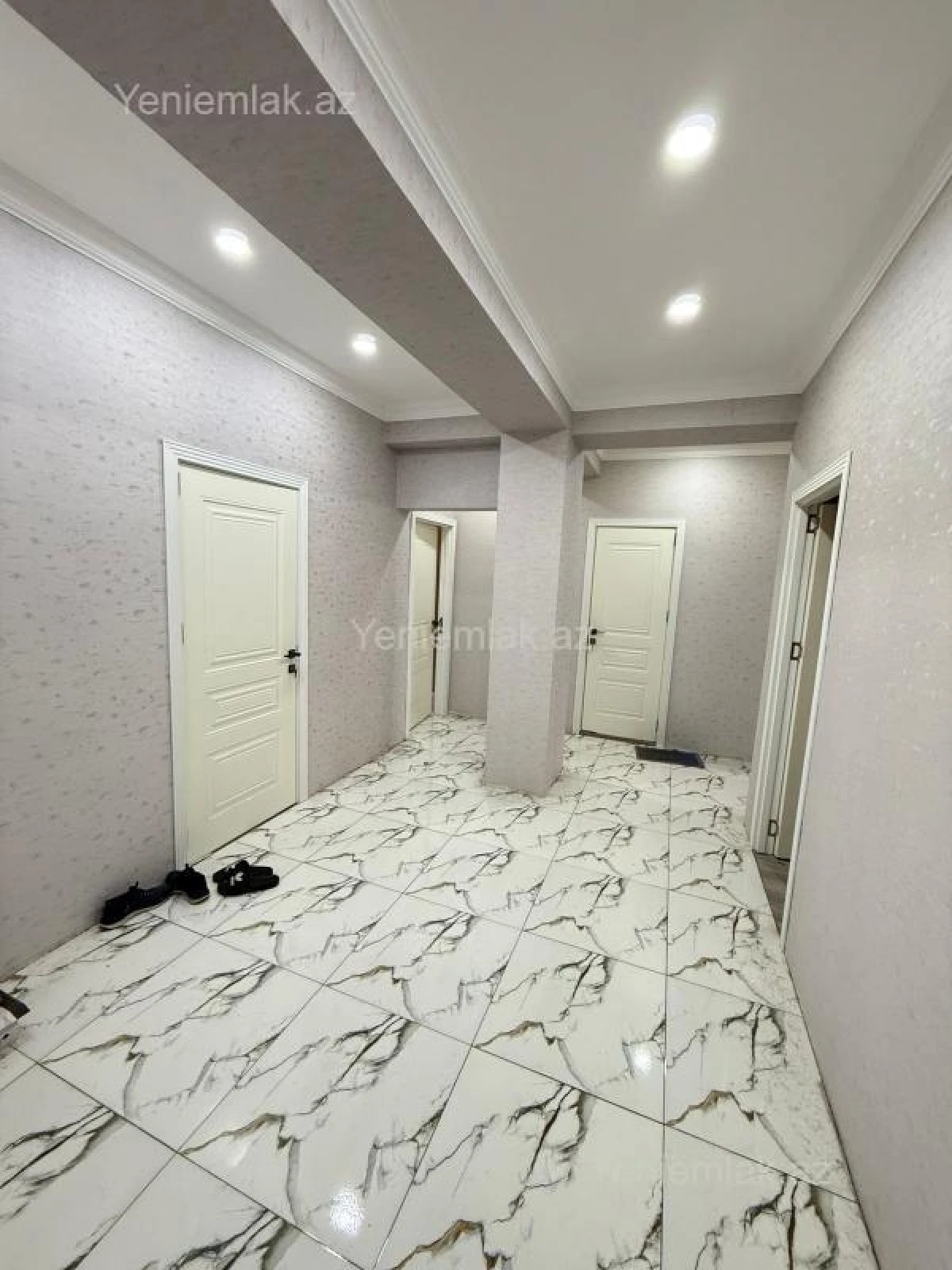 Satılır 3 otaqlı yeni tikili 105 m²