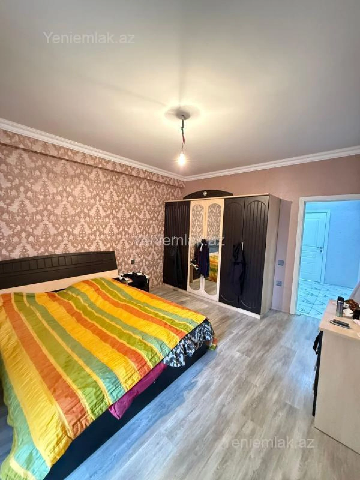 Satılır 3 otaqlı yeni tikili 105 m²