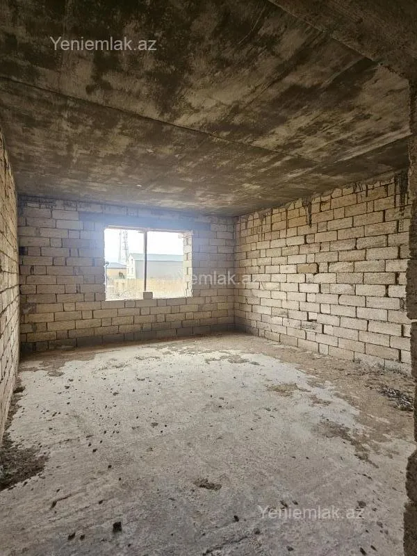 Satılır 6 otaqlı həyət evi 360 m²