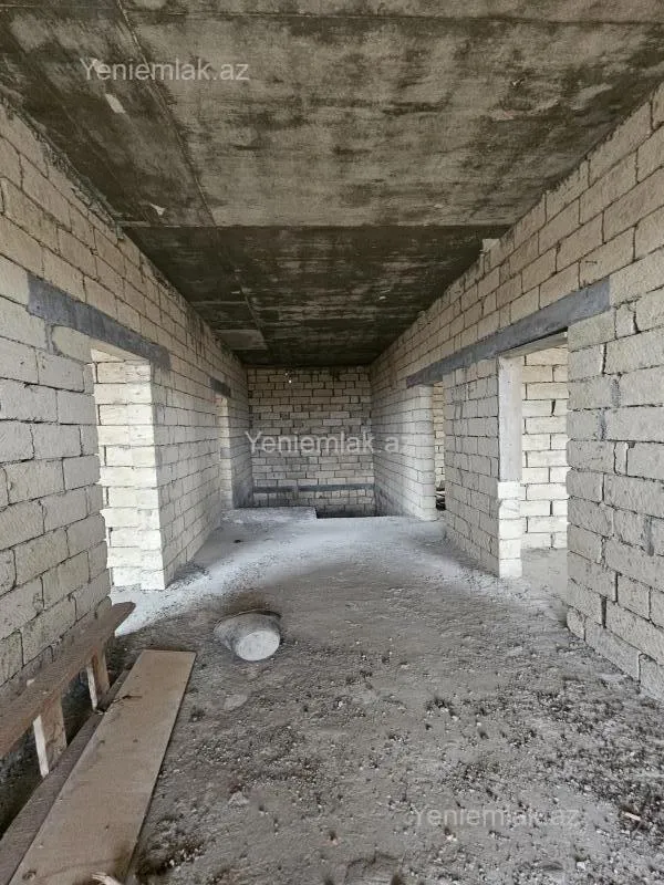 Satılır 6 otaqlı həyət evi 360 m²