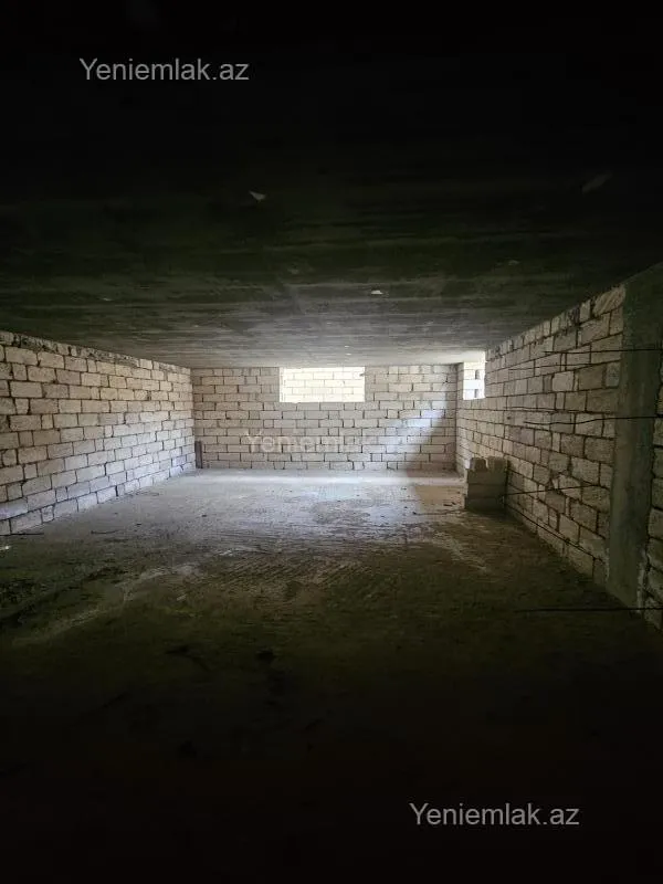 Satılır 6 otaqlı həyət evi 360 m²