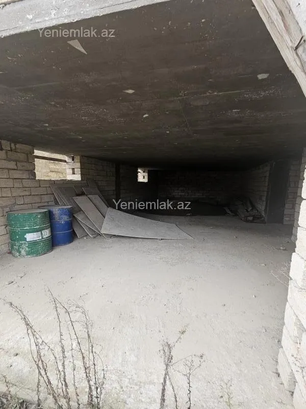 Satılır 6 otaqlı həyət evi 360 m²