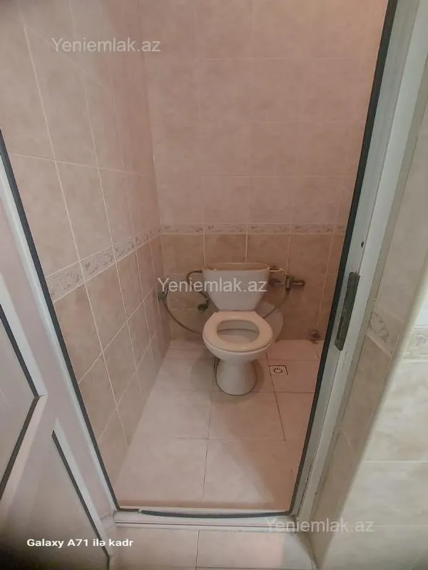 Satılır 7 otaqlı həyət evi 350 m²