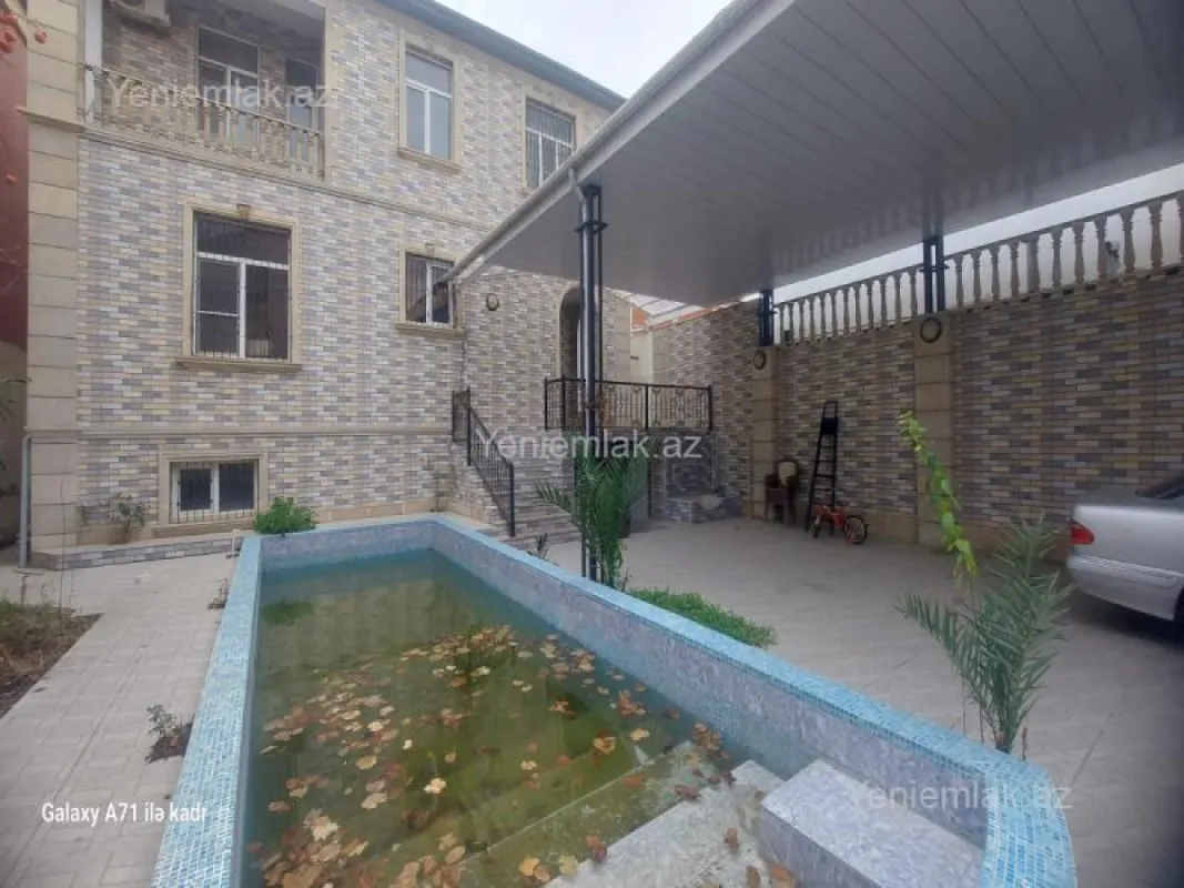 Satılır 7 otaqlı həyət evi 350 m²