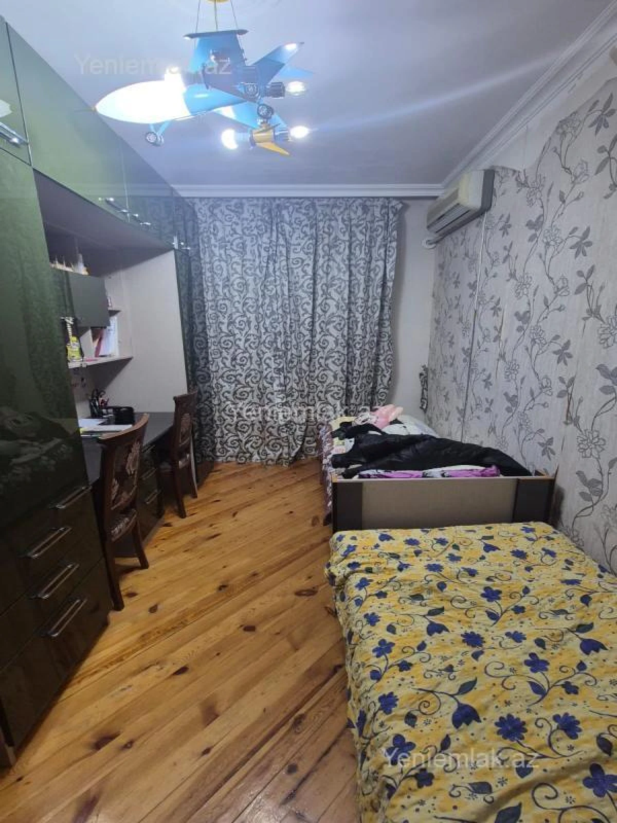 Satılır 3 otaqlı köhnə tikili 75 m²