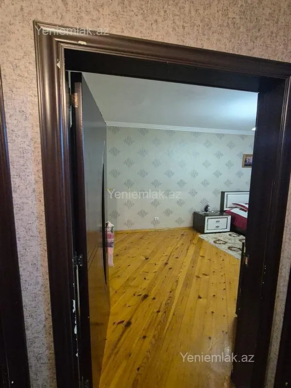 Satılır 3 otaqlı köhnə tikili 75 m²