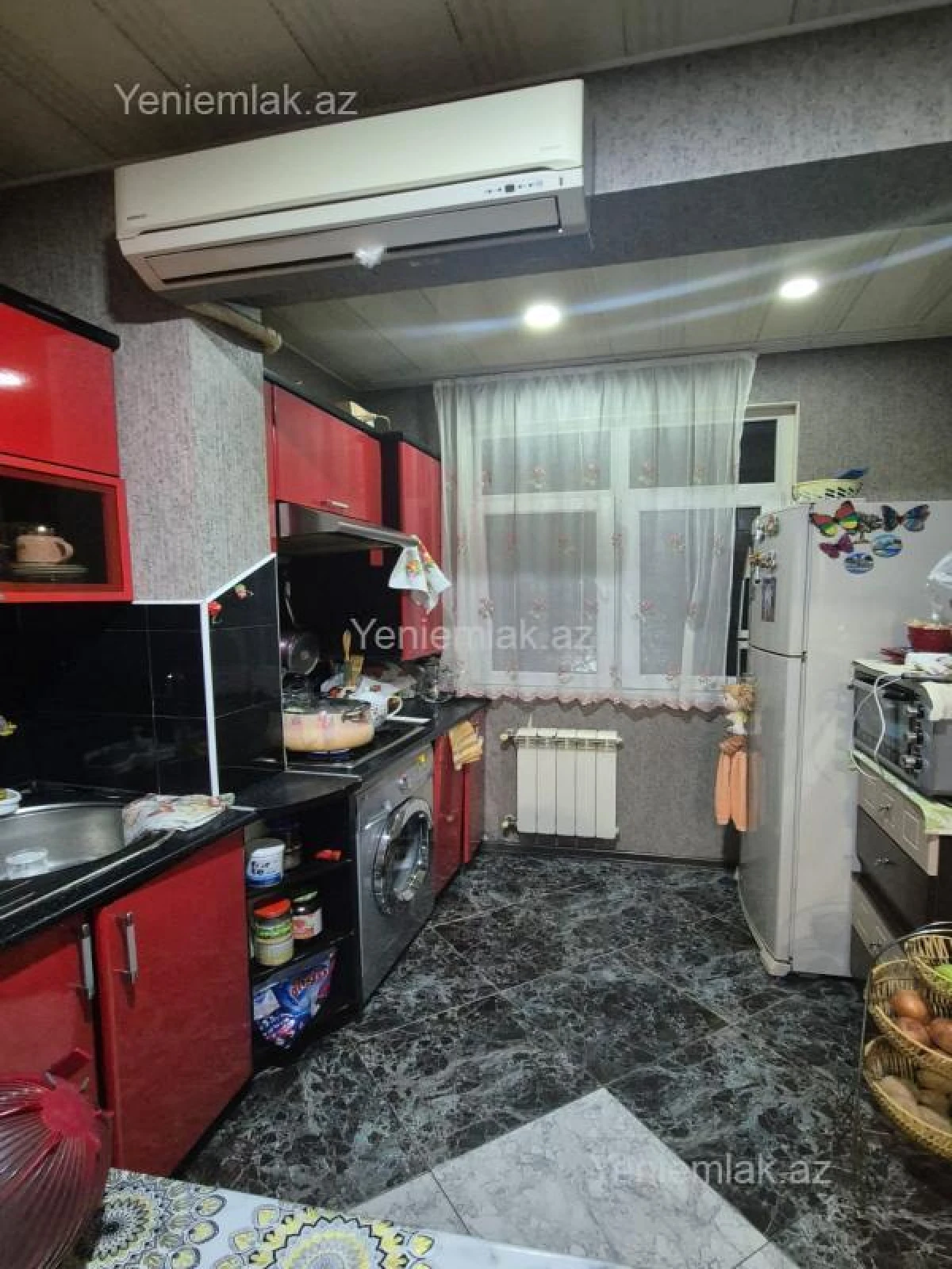 Satılır 3 otaqlı köhnə tikili 75 m²