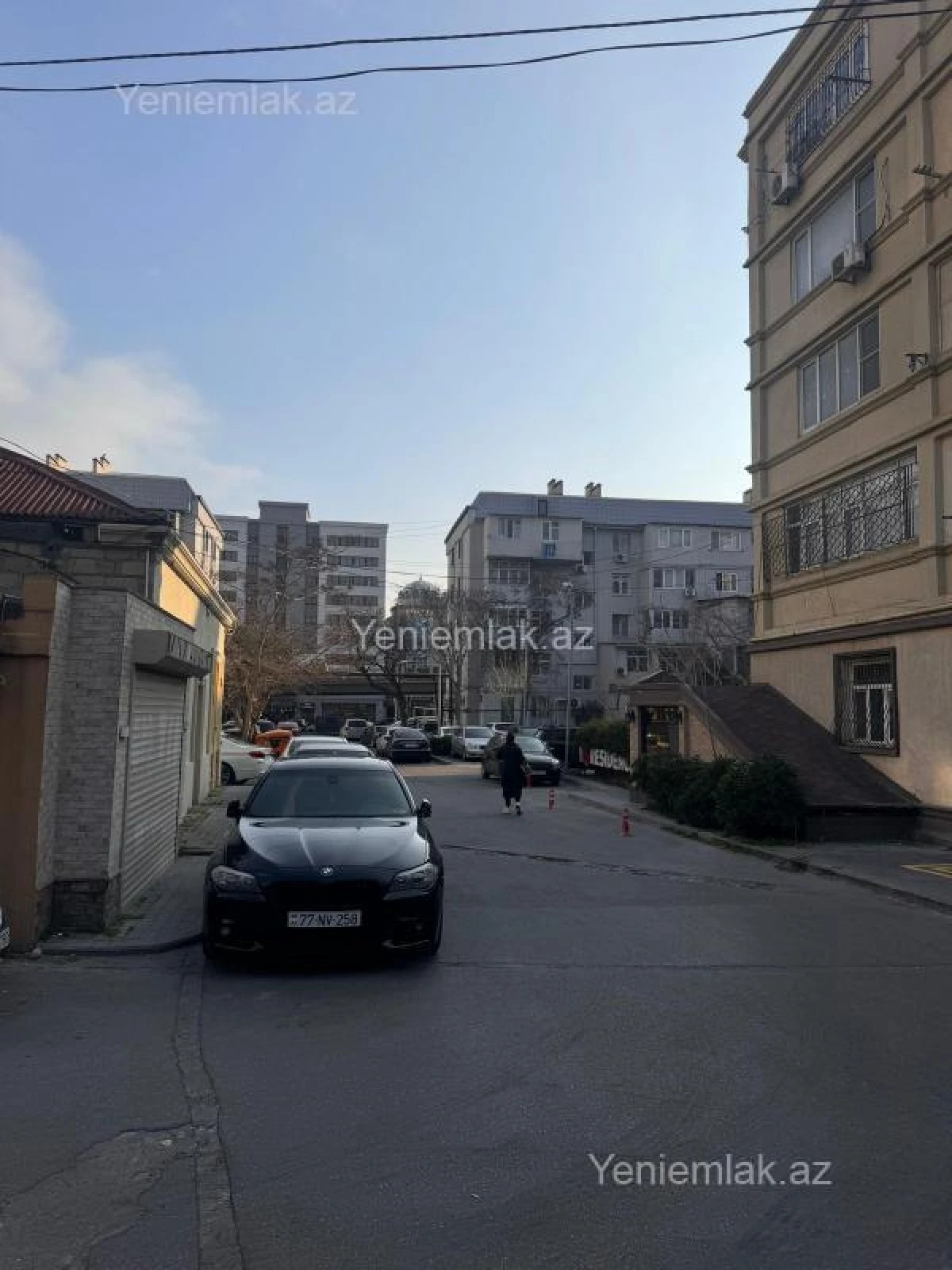 Satılır 1 otaqlı ofis 60 m²