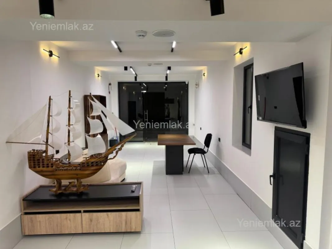 Satılır 1 otaqlı ofis 60 m²