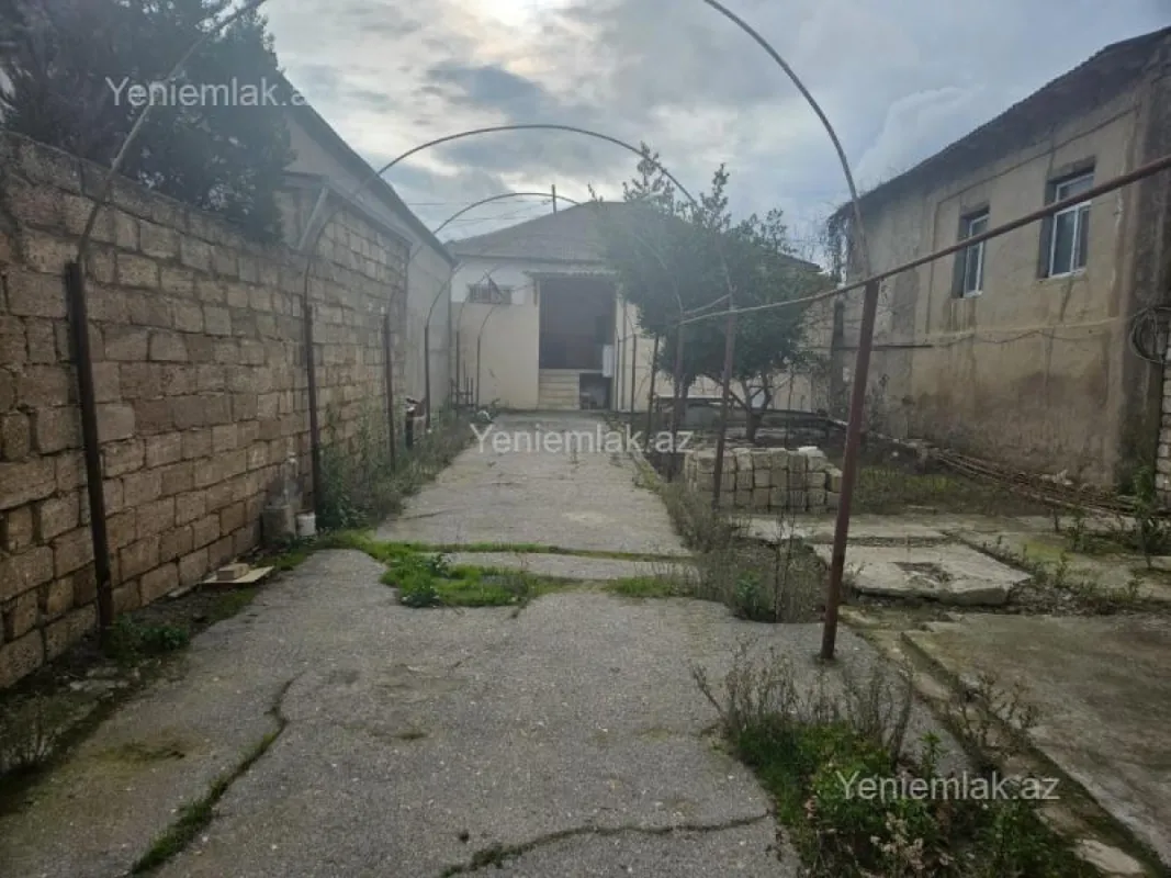 Satılır 3 otaqlı həyət evi 110 m²