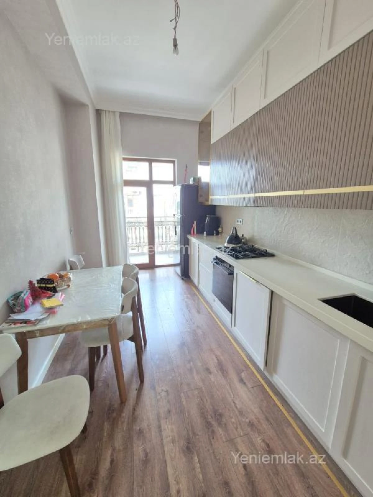 Satılır 3 otaqlı yeni tikili 107 m²