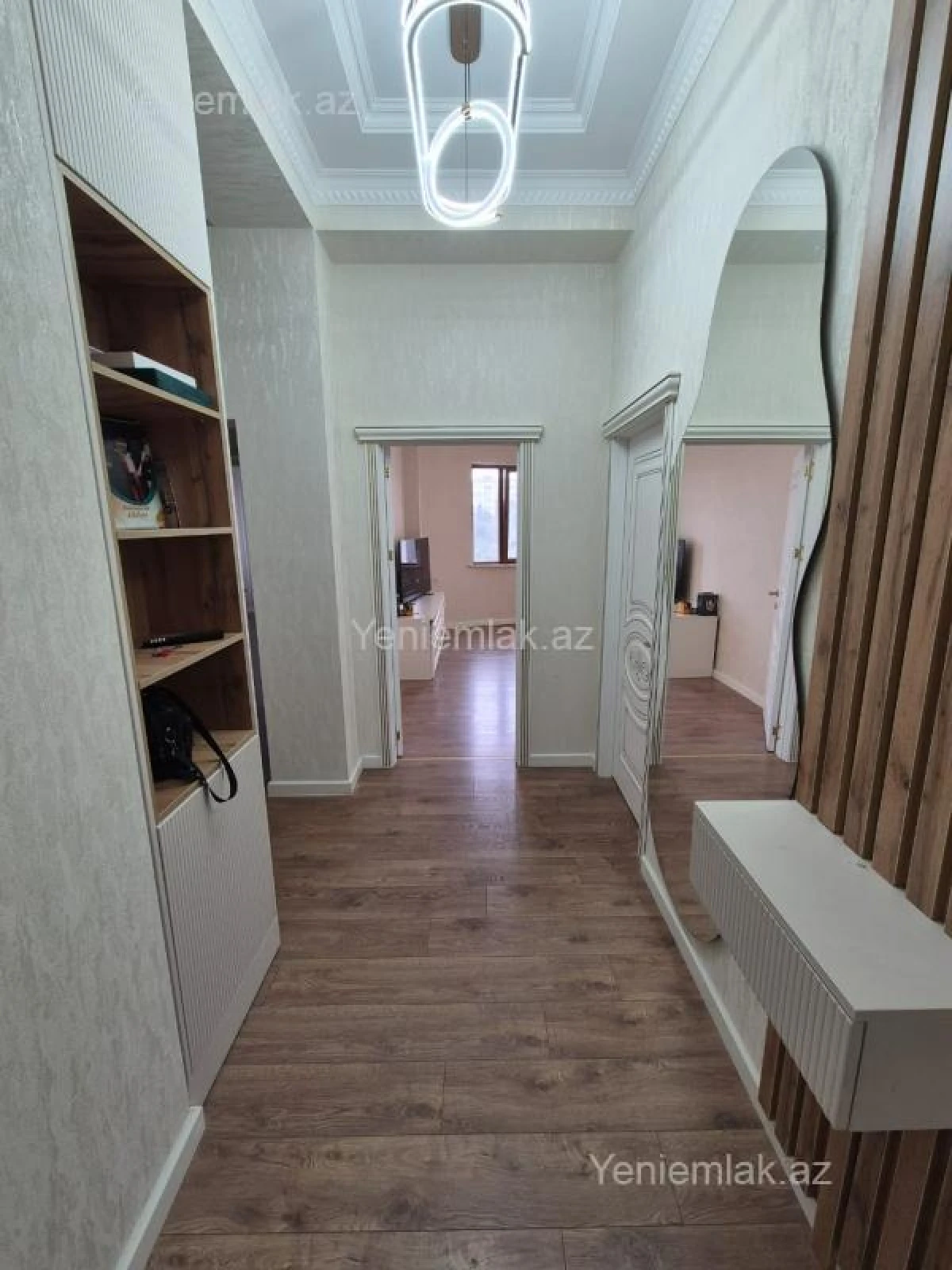 Satılır 3 otaqlı yeni tikili 107 m²