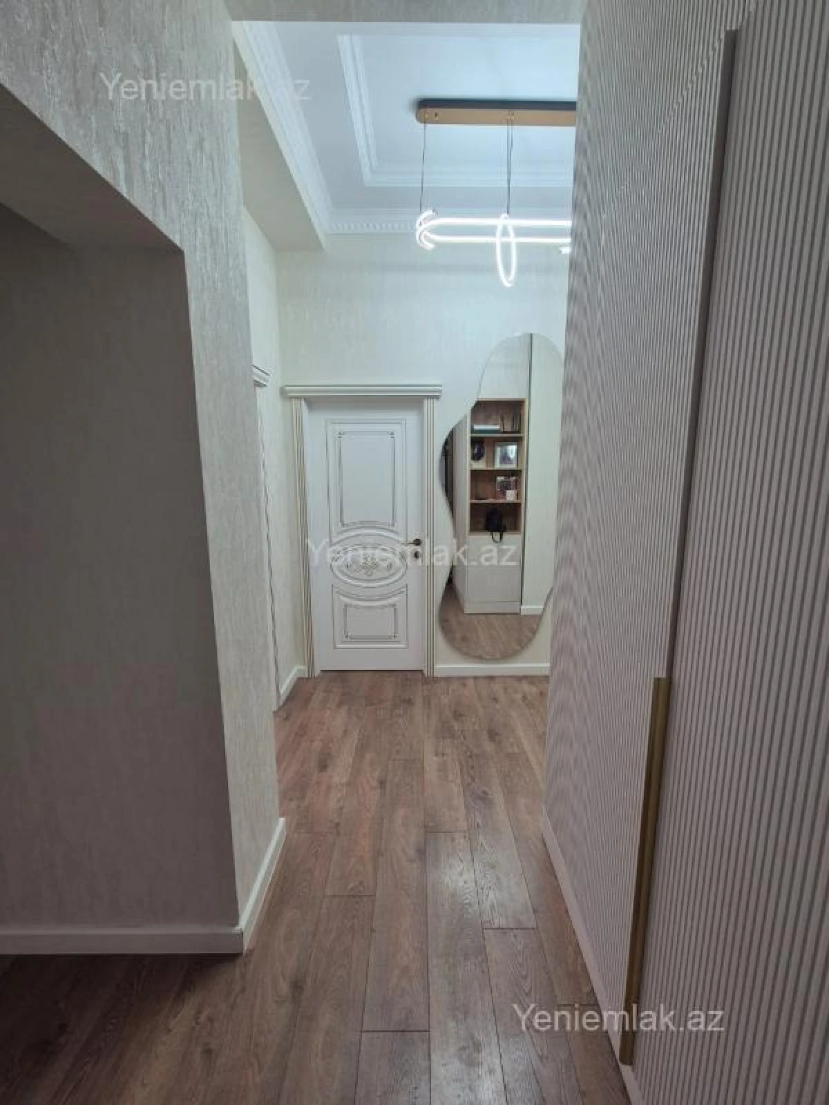 Satılır 3 otaqlı yeni tikili 107 m²