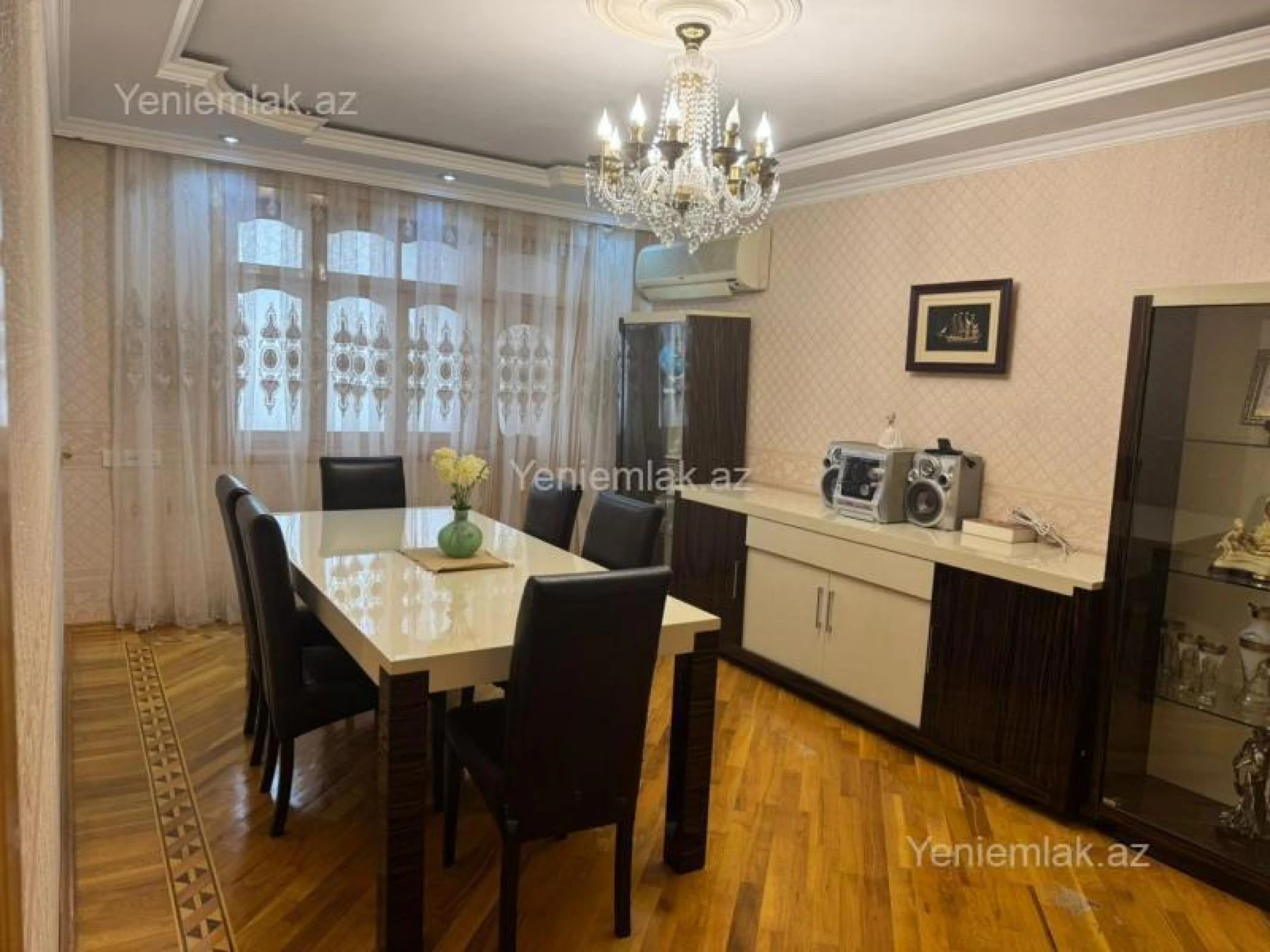 Satılır 4 otaqlı köhnə tikili 90 m²