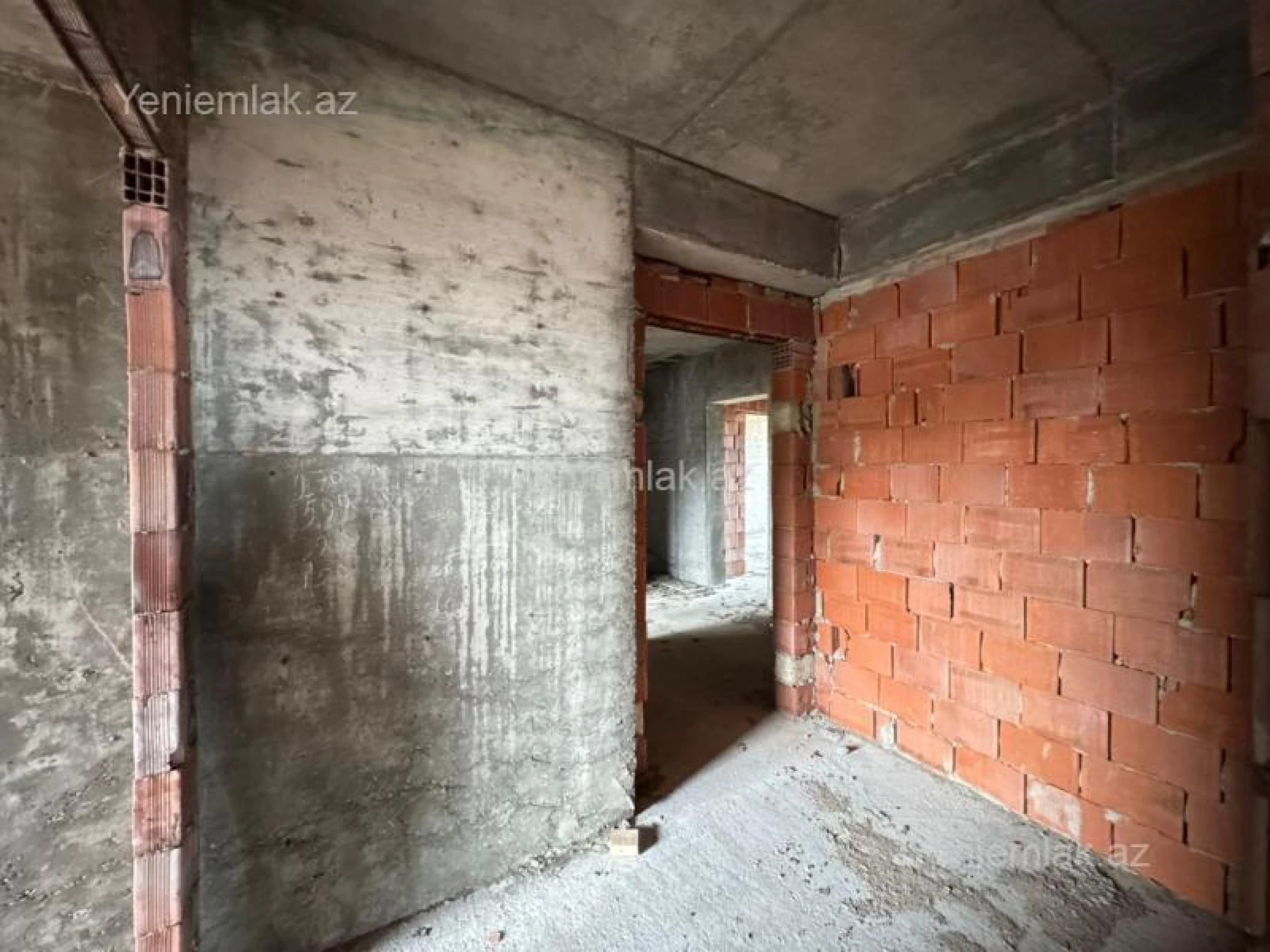 Satılır 3 otaqlı yeni tikili 76.49 m²