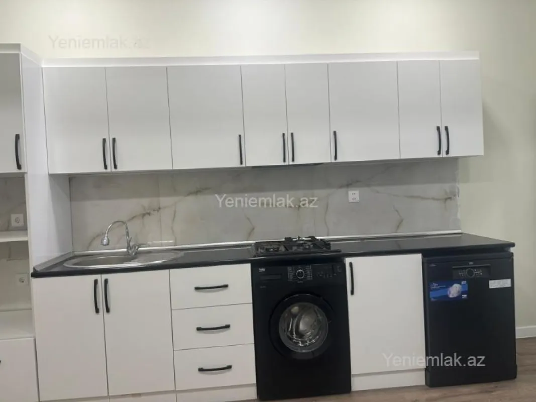 Satılır 3 otaqlı yeni tikili 110 m²