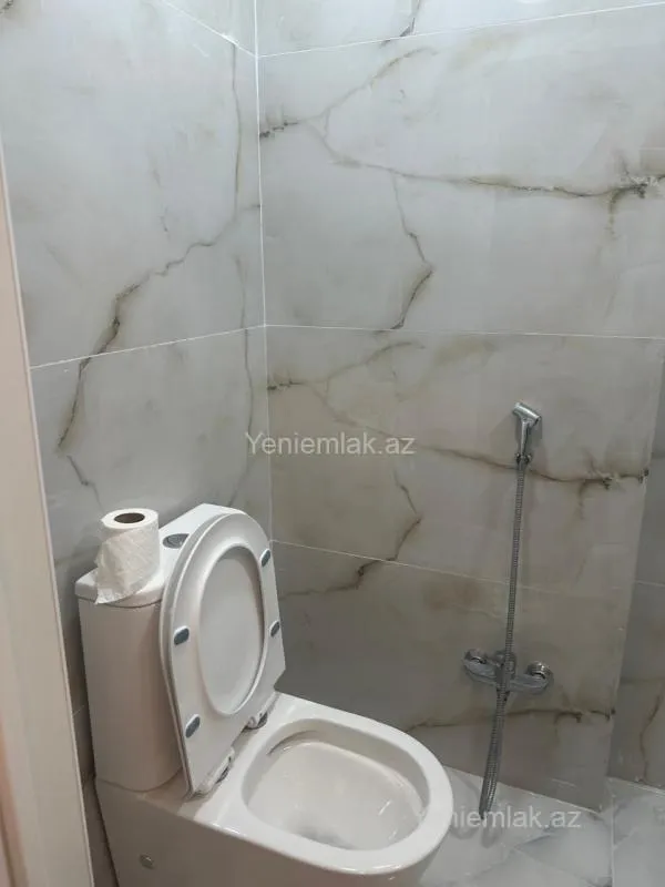 Satılır 3 otaqlı yeni tikili 110 m²