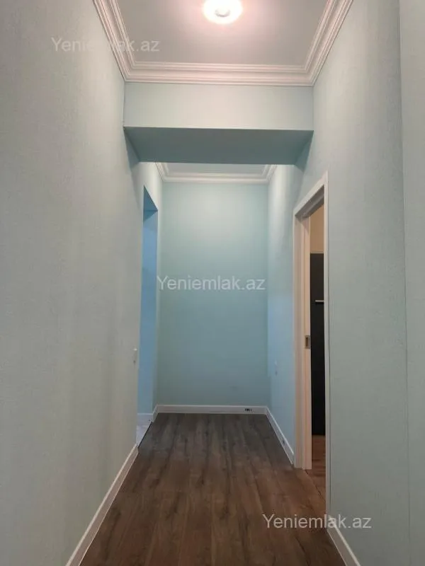 Satılır 3 otaqlı yeni tikili 110 m²