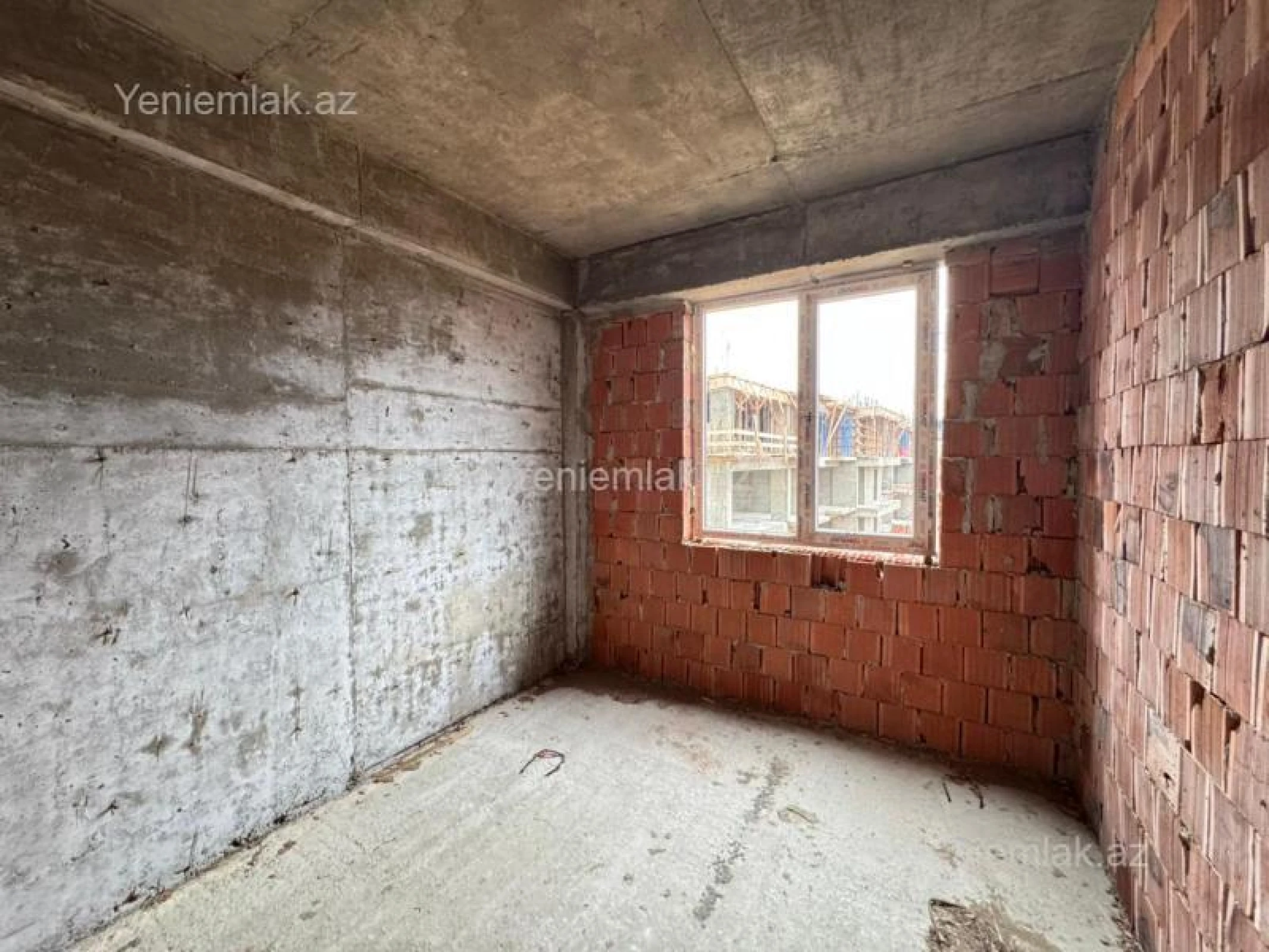 Satılır 2 otaqlı yeni tikili 43 m²