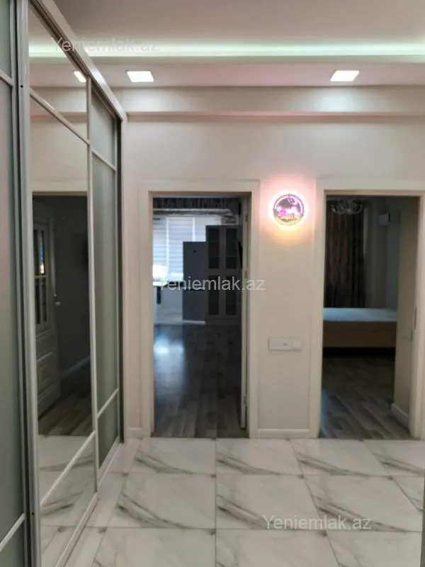 Satılır 15 otaqlı yeni tikili 70 m²