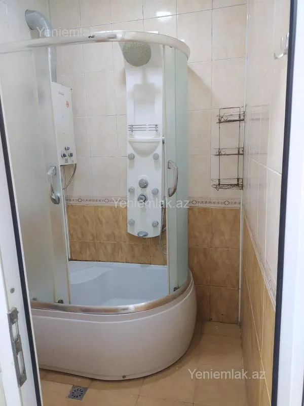 Satılır 2 otaqlı köhnə tikili 45 m²