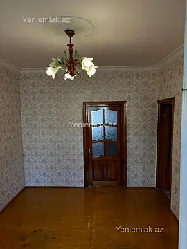 Satılır 2 otaqlı köhnə tikili 45 m²