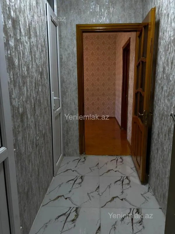 Satılır 2 otaqlı köhnə tikili 45 m²