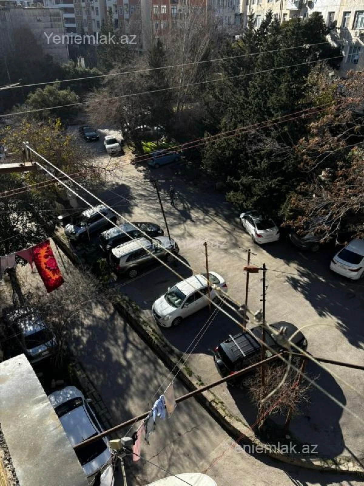 Satılır 2 otaqlı köhnə tikili 45 m²