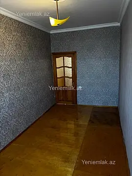 Satılır 2 otaqlı köhnə tikili 45 m²
