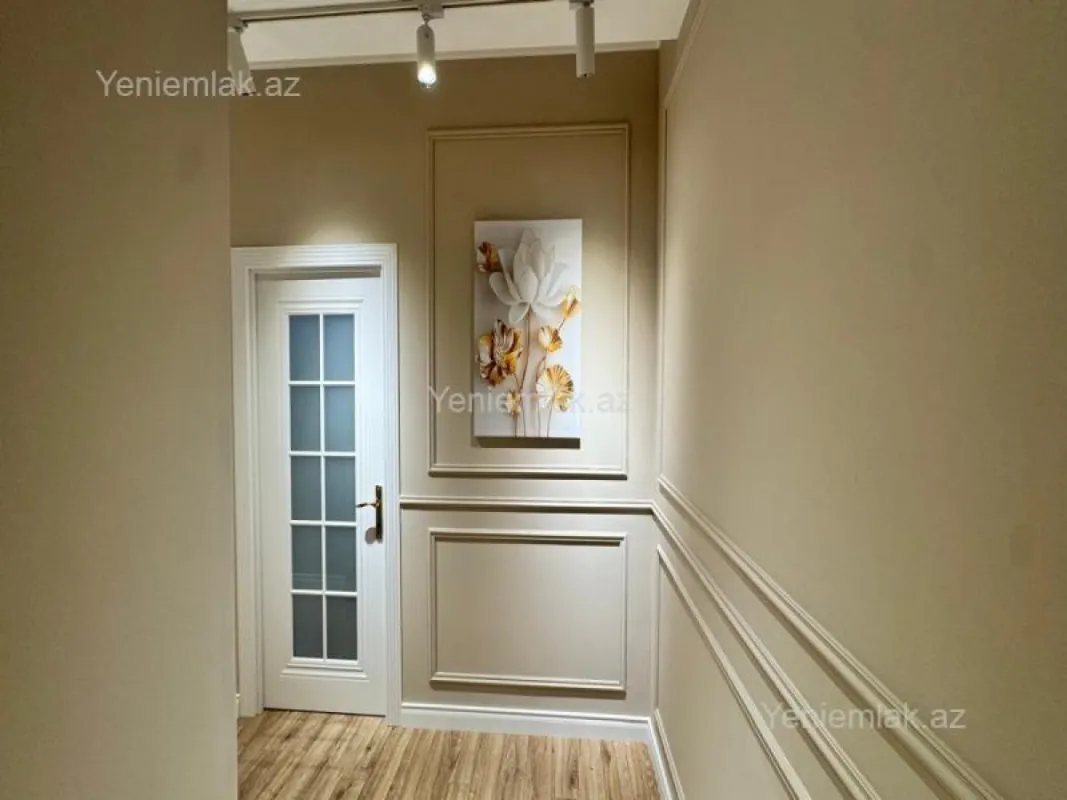 Satılır 2 otaqlı yeni tikili 60 m²