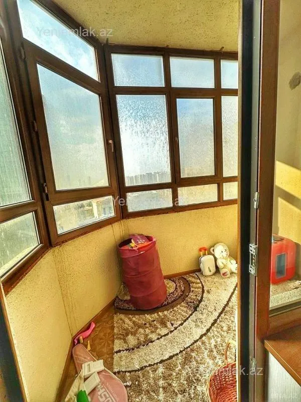 Satılır 3 otaqlı yeni tikili 125 m²