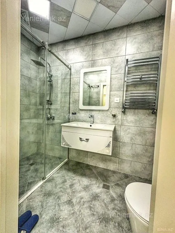 Satılır 3 otaqlı yeni tikili 125 m²