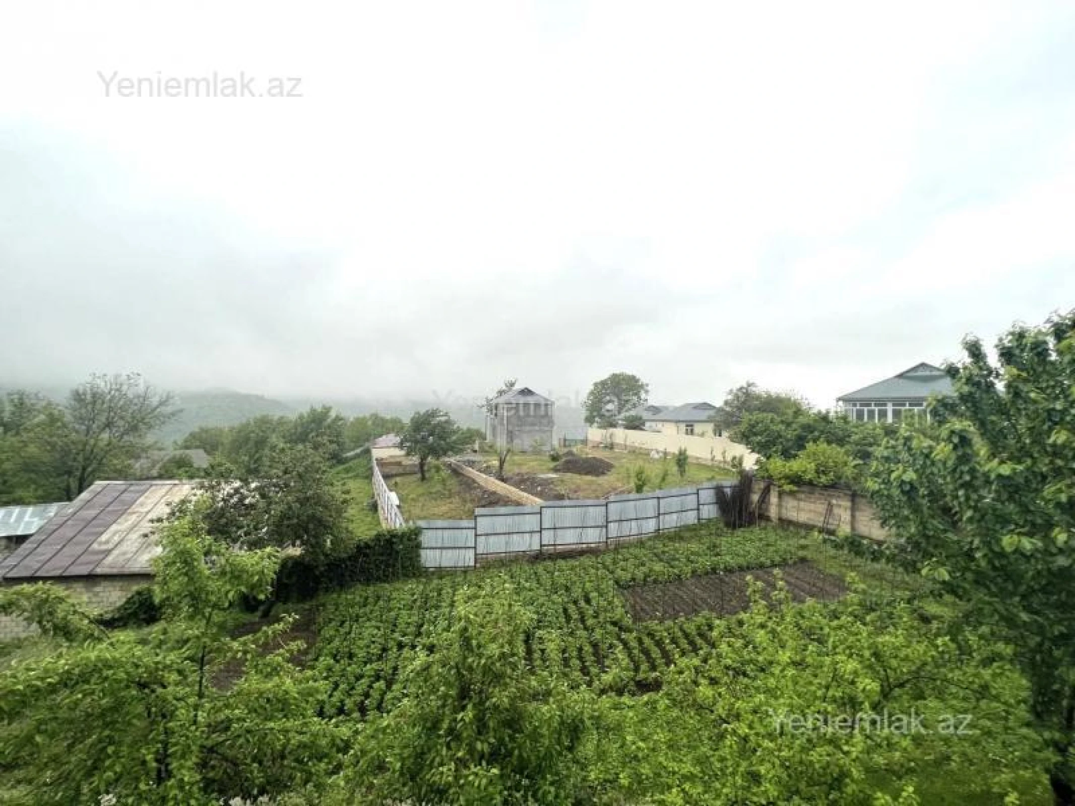 Satılır 6 otaqlı həyət evi 224 m²