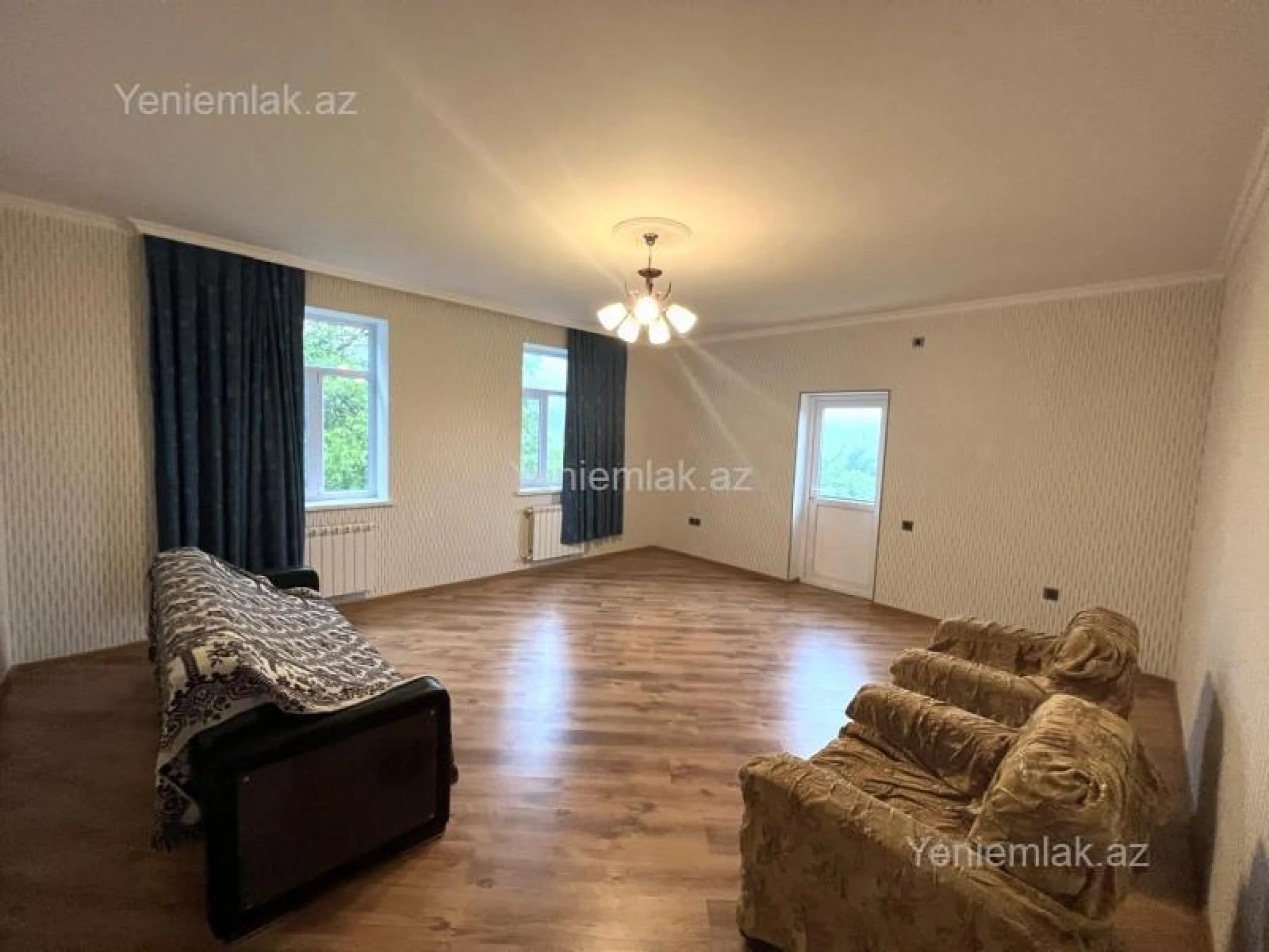 Satılır 6 otaqlı həyət evi 224 m²