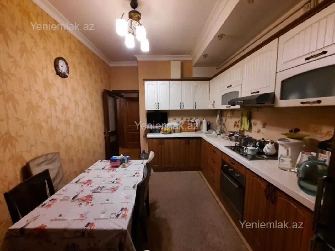 Satılır 3 otaqlı yeni tikili 92 m²