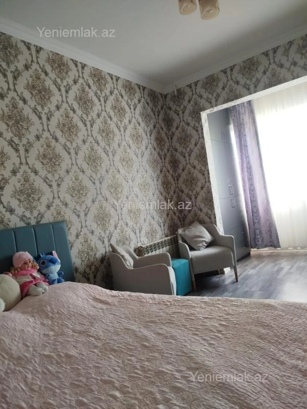 Satılır 4 otaqlı köhnə tikili 100 m²