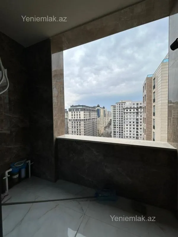 Satılır 2 otaqlı yeni tikili 95 m²