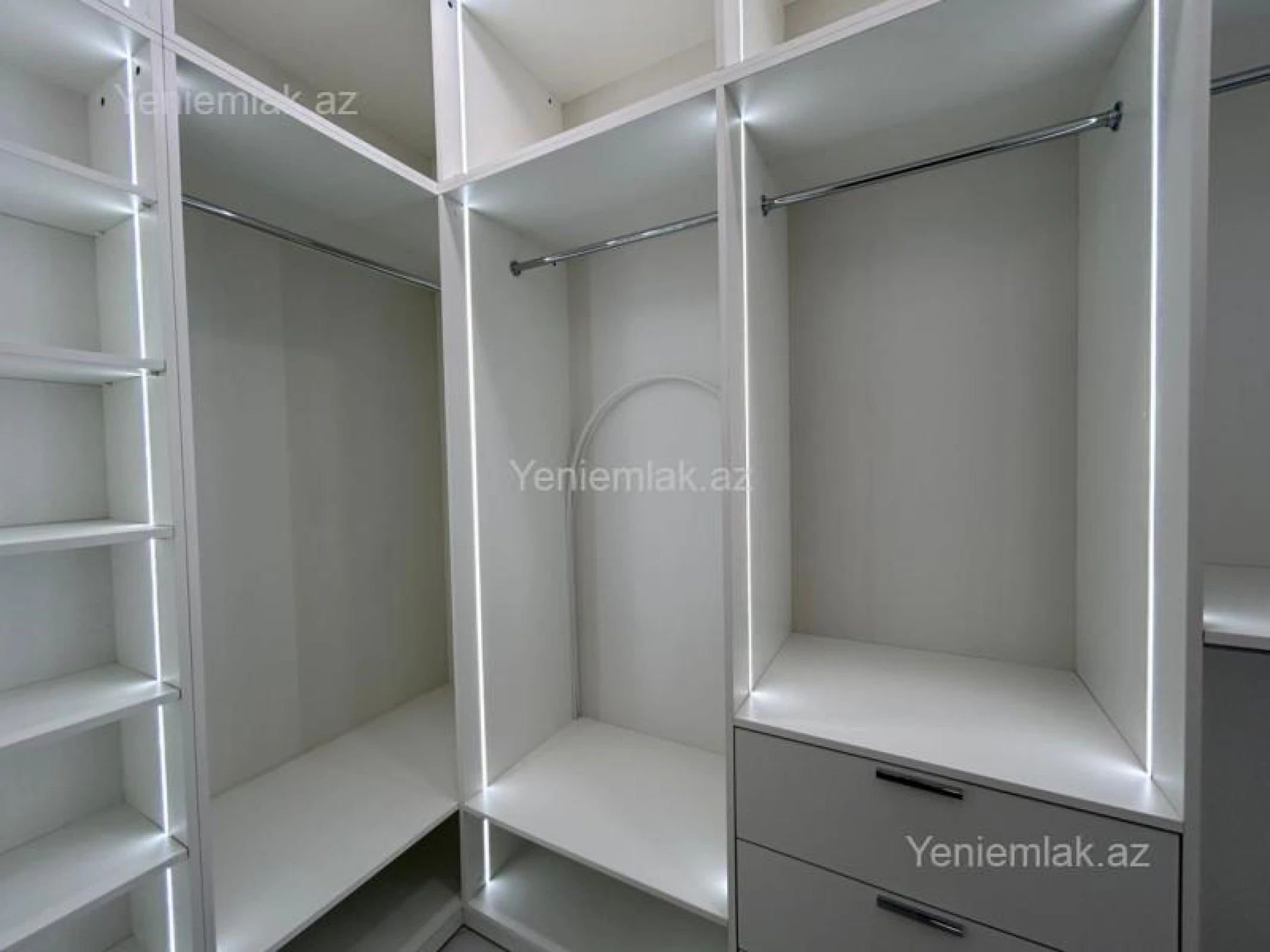 Satılır 2 otaqlı yeni tikili 95 m²