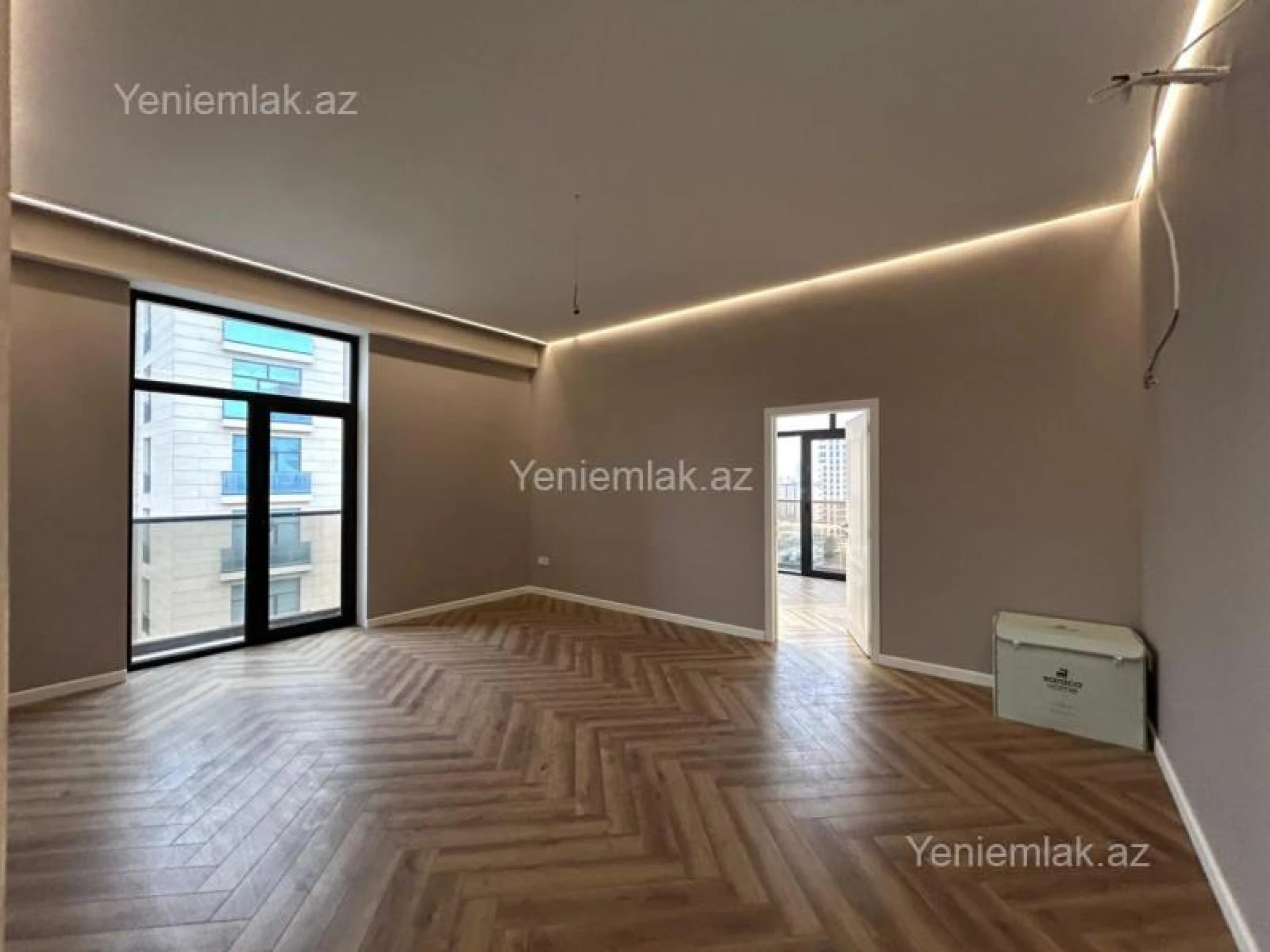 Satılır 2 otaqlı yeni tikili 95 m²