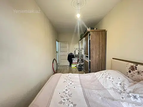 Satılır 2 otaqlı köhnə tikili 42 m²