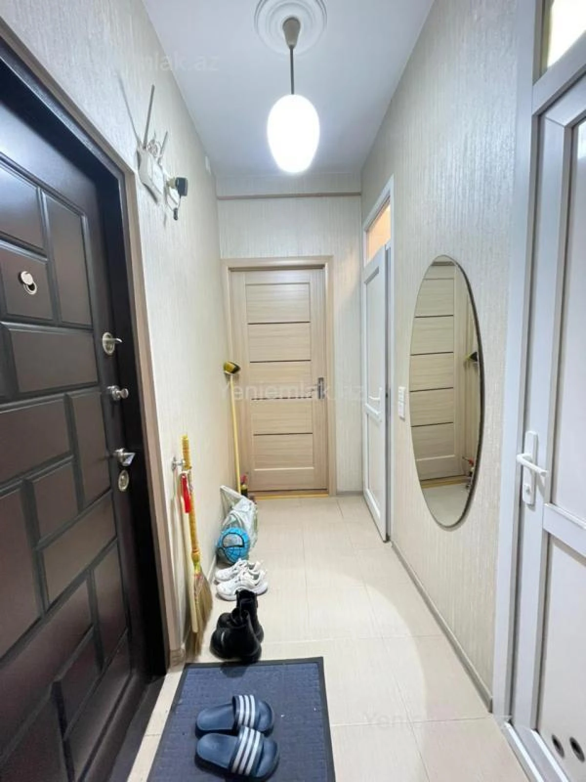 Satılır 2 otaqlı köhnə tikili 42 m²