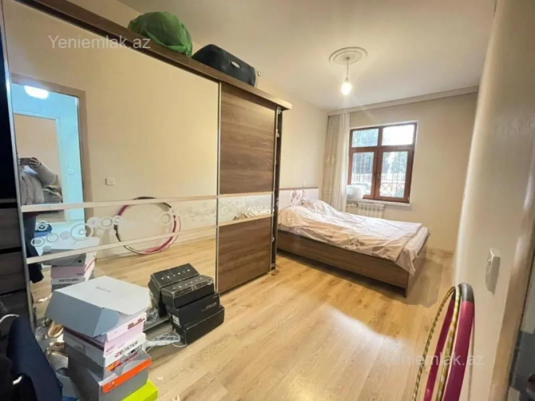 Satılır 2 otaqlı köhnə tikili 42 m²