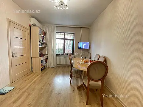Satılır 2 otaqlı köhnə tikili 42 m² — Bakı, Binəqədi 2 otaq 42.00 m²