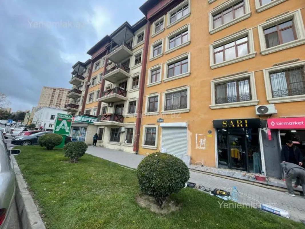 Satılır 2 otaqlı köhnə tikili 42 m²