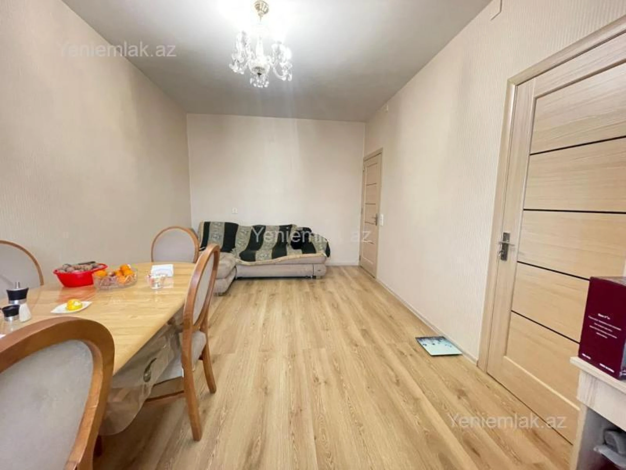 Satılır 2 otaqlı köhnə tikili 42 m²