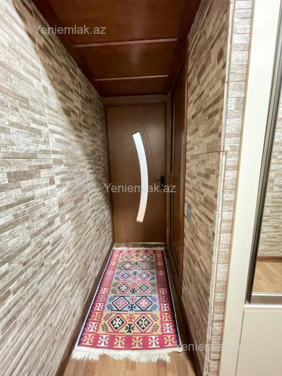 Satılır 2 otaqlı köhnə tikili 50 m²