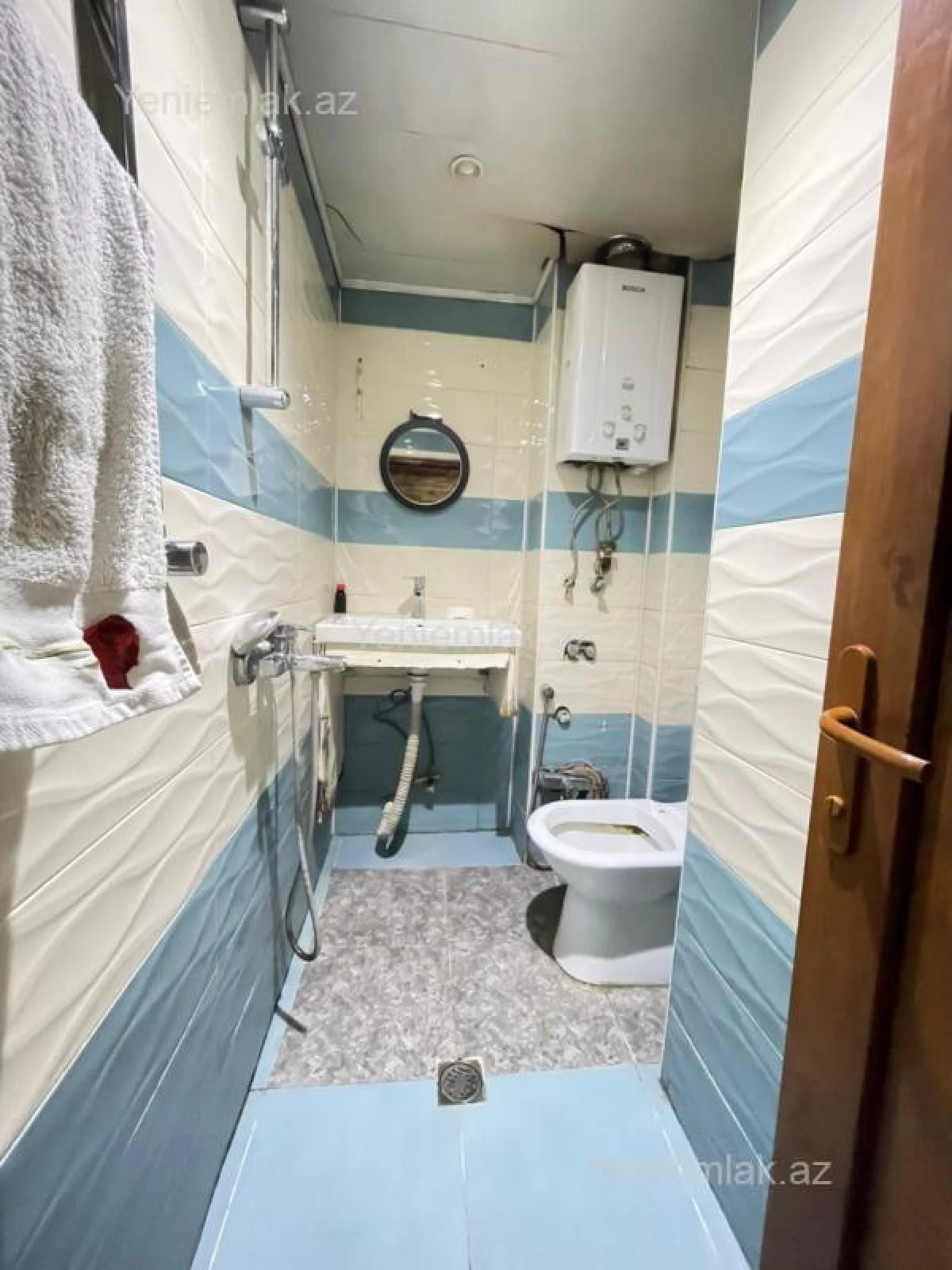 Satılır 2 otaqlı köhnə tikili 50 m²